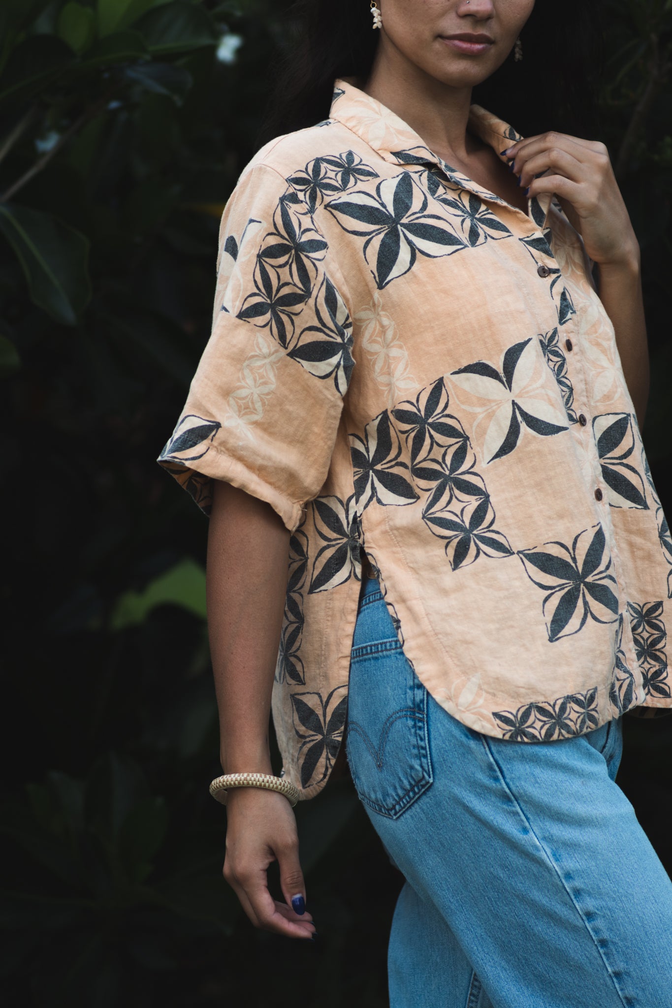 Moana Motifs | Breezy Top - peach