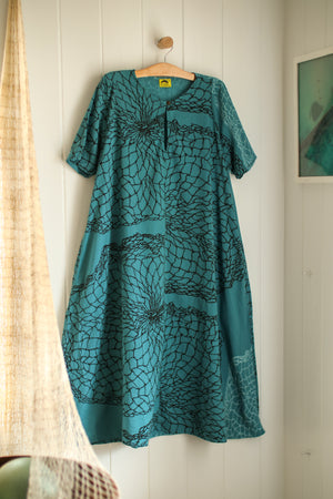 Ka 'Upena Ho'olei a ka Lawai'a | Keyhole Long Dress - teal