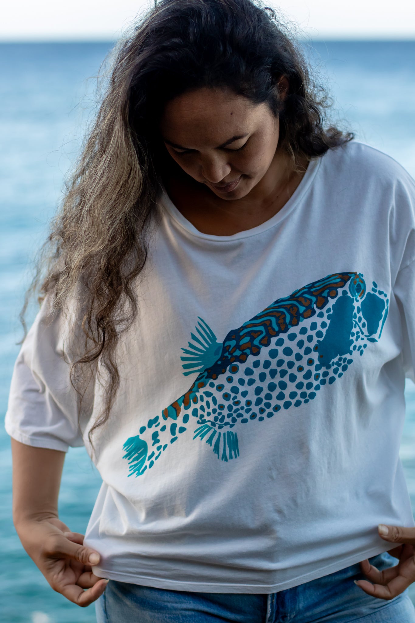 Moa + Hulumoa | Oversized wahine tee - white