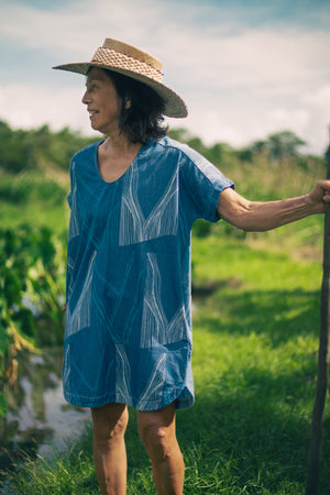 Nā Kahawai o Waipi'o | Kimono Dress - indigo