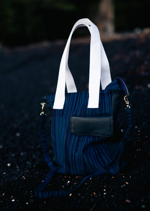 Limu 'Ele'ele | Traveler's Bag - navy - *ASF*