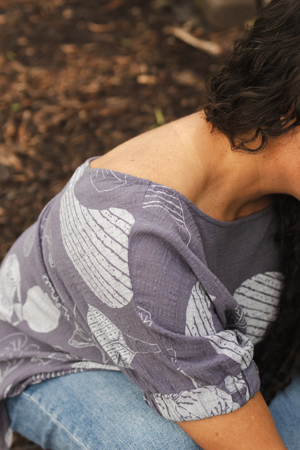 Ipu | Cinched Sleeve Top - grey