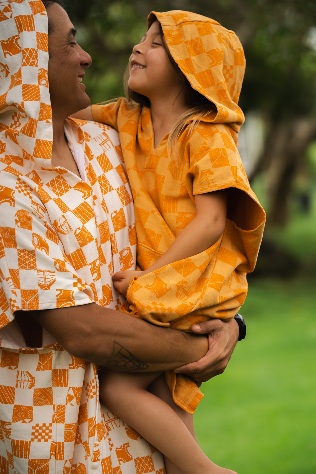 Ipu | ʻŌpio Beach Cover-up - orange
