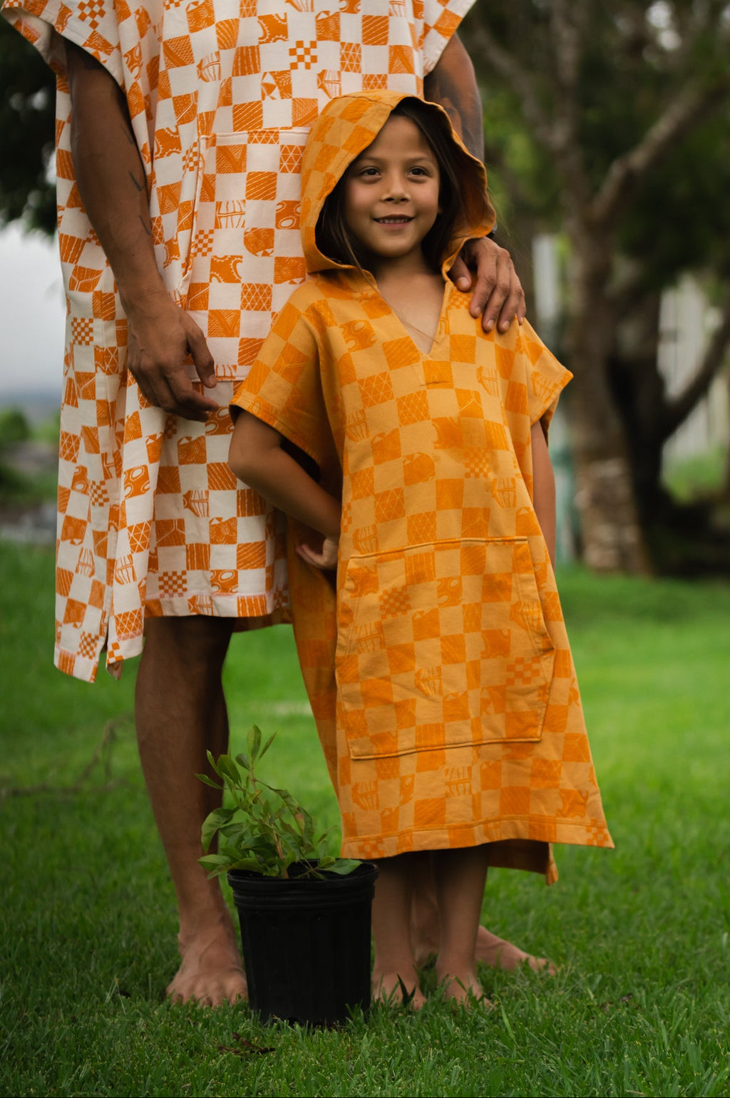 Ipu | ʻŌpio Beach Cover-up - orange