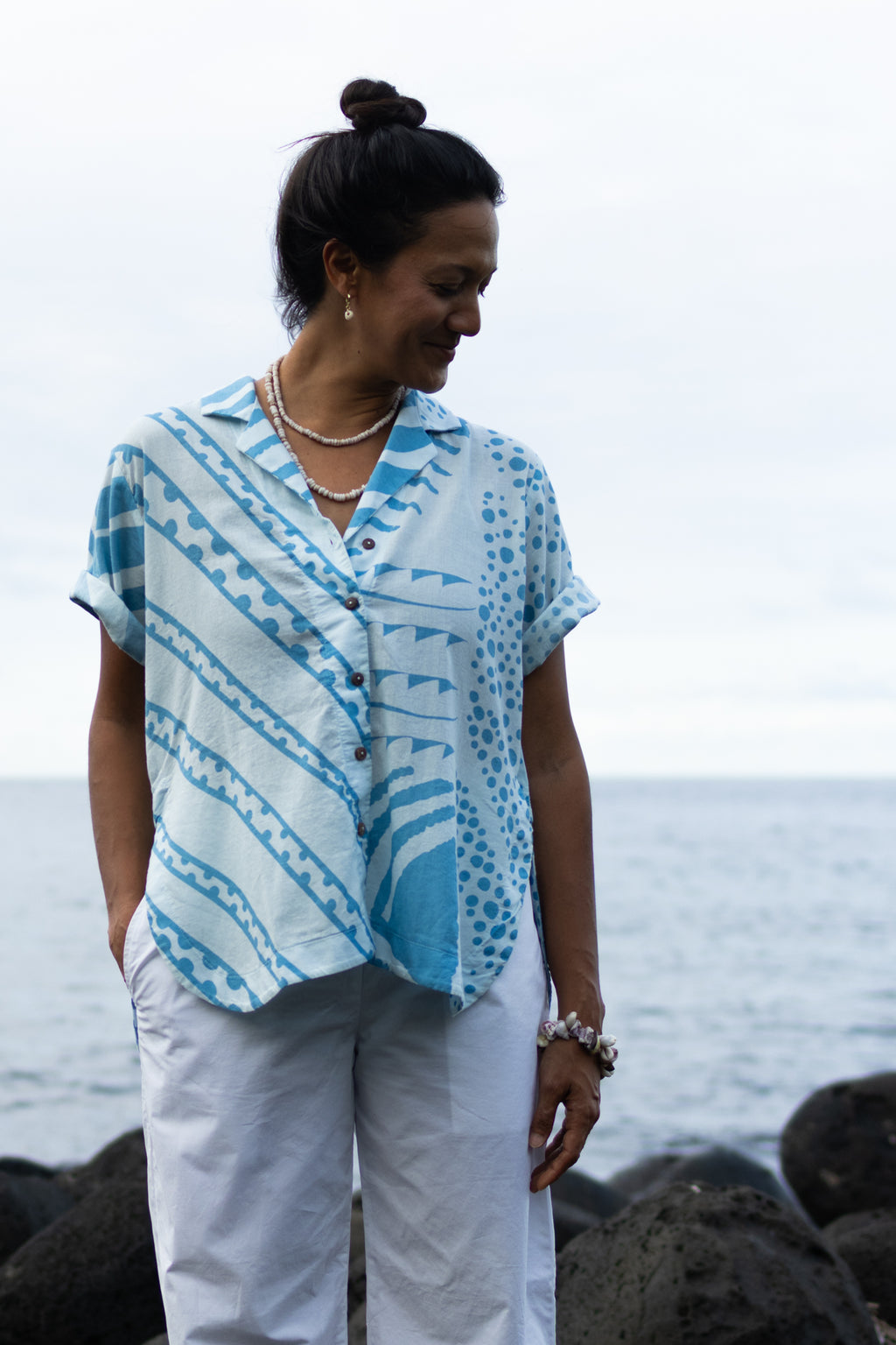 Kīkākapu | Breezy Top - ice blue