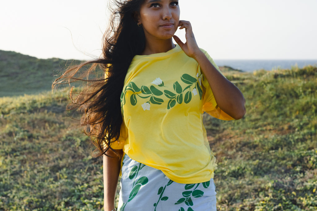 Pāʻūohiʻiaka | Relaxed Top - yellow