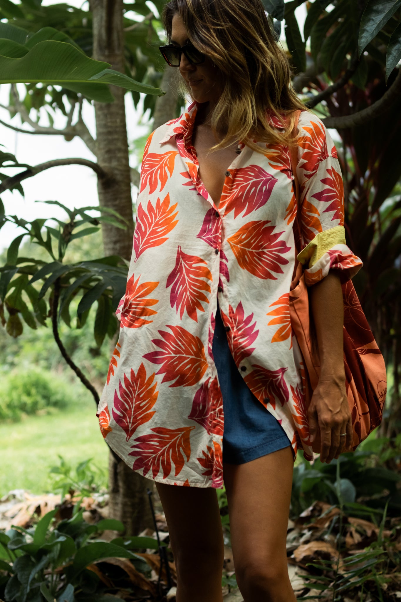 Lau ʻUlu | Button-down Cover-Up - white